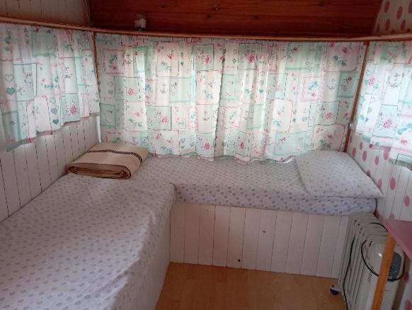 Caravanas Y Habitaciones Para Relajarse Sax Exteriér fotografie