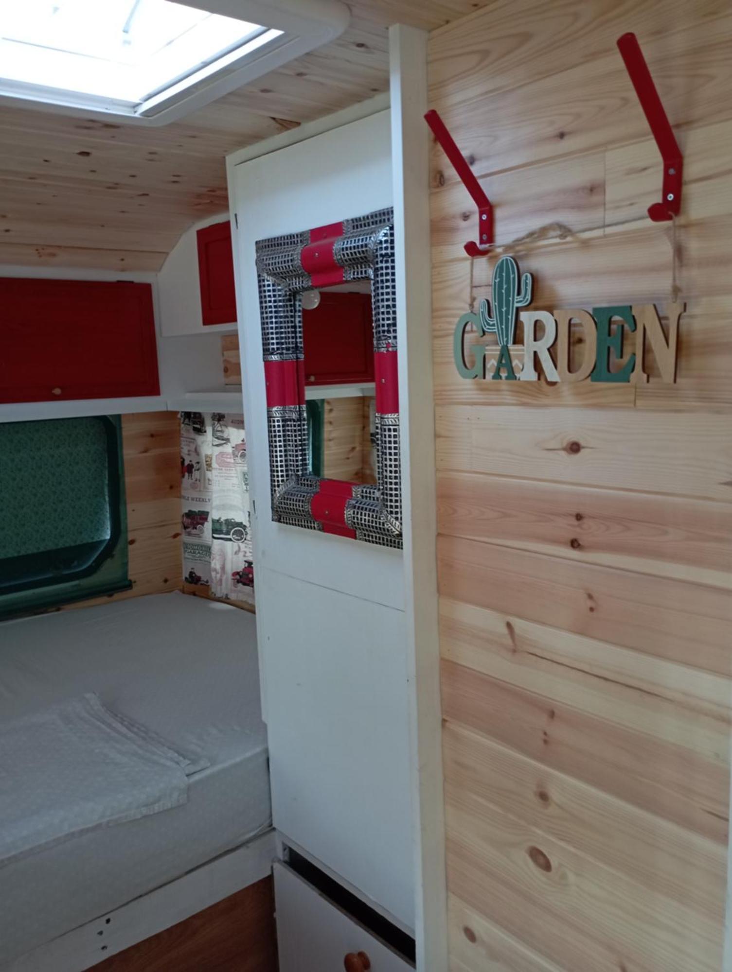 Caravanas Y Habitaciones Para Relajarse Sax Exteriér fotografie