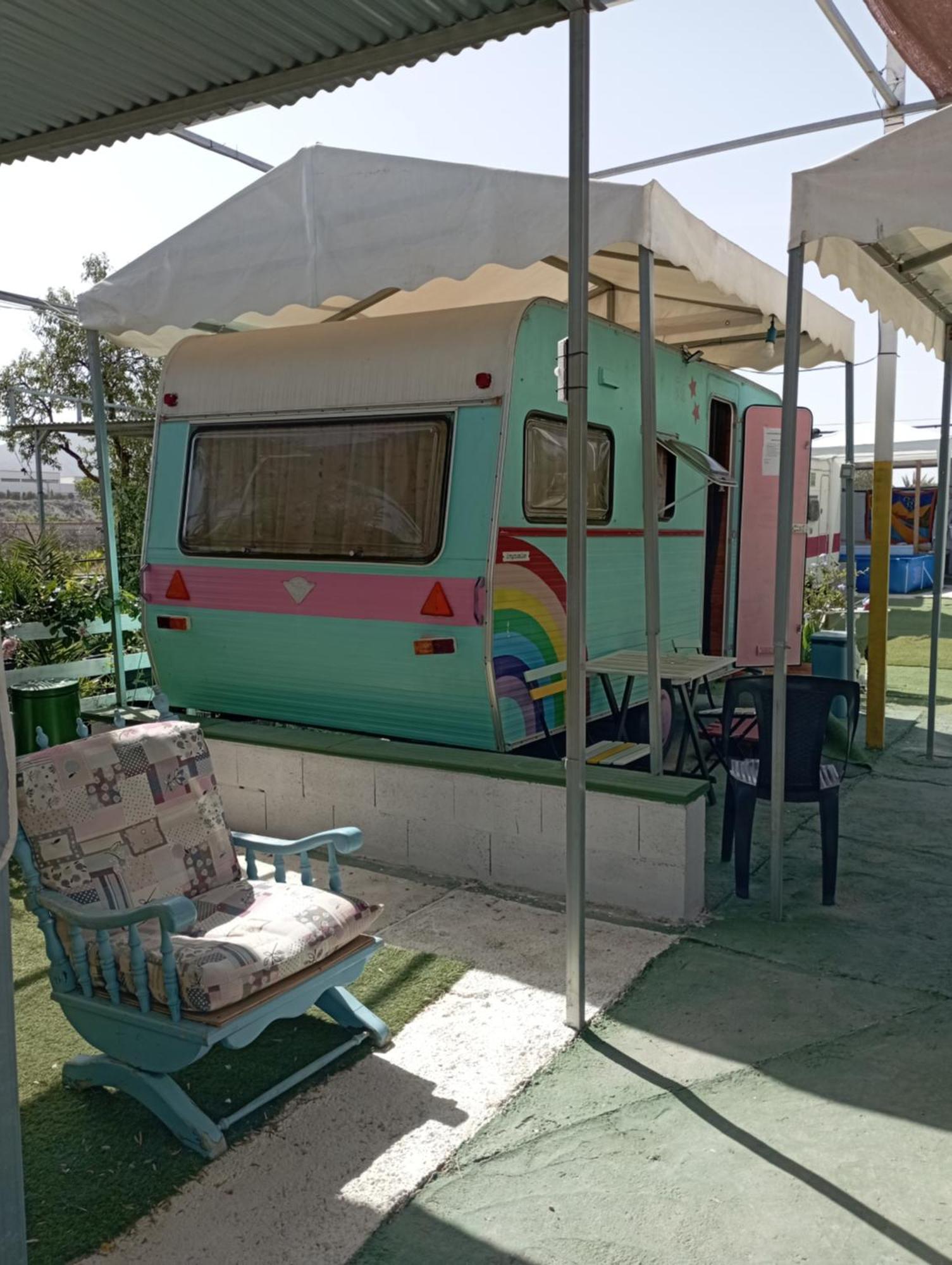 Caravanas Y Habitaciones Para Relajarse Sax Exteriér fotografie